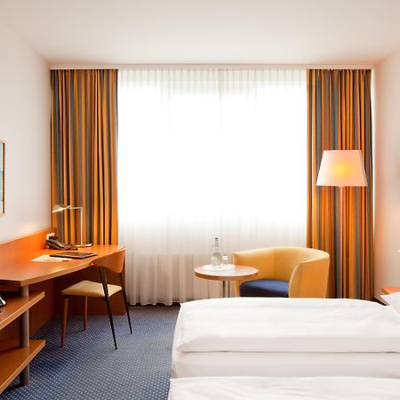 Vienna House By Wyndham Baltic Stralsund Hotel Ngoại thất bức ảnh