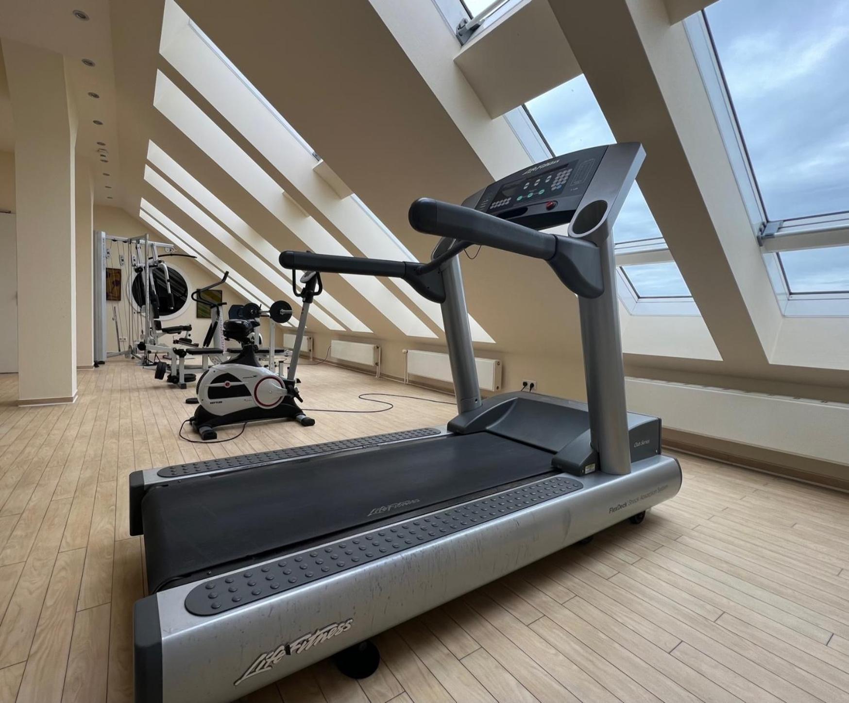 Vienna House By Wyndham Baltic Stralsund Hotel Ngoại thất bức ảnh