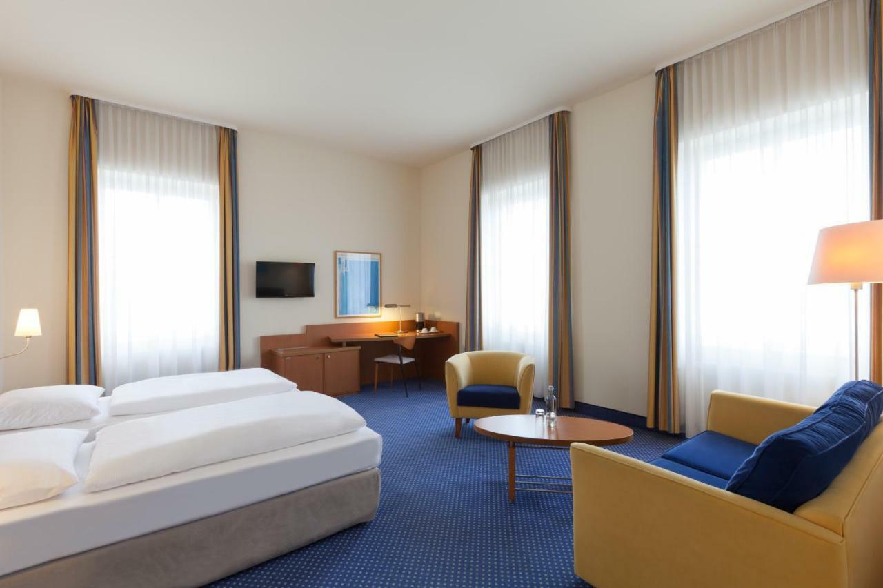 Vienna House By Wyndham Baltic Stralsund Hotel Ngoại thất bức ảnh